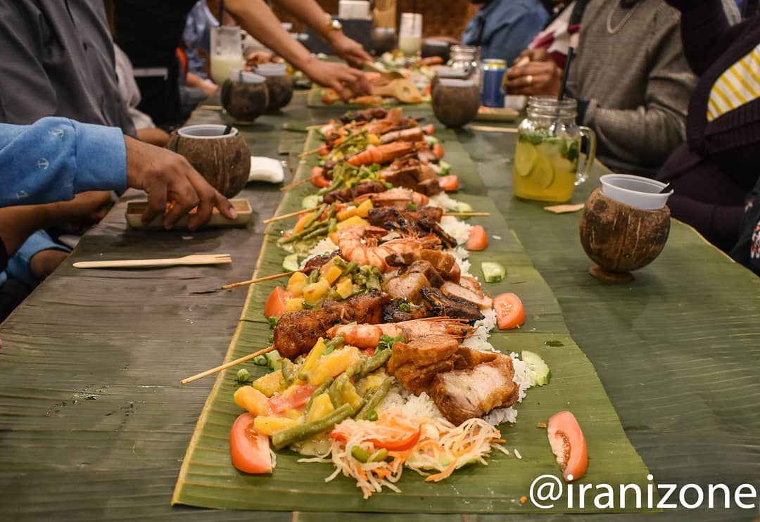 وینترلیشس در رستوران کازامانیلا تورنتو