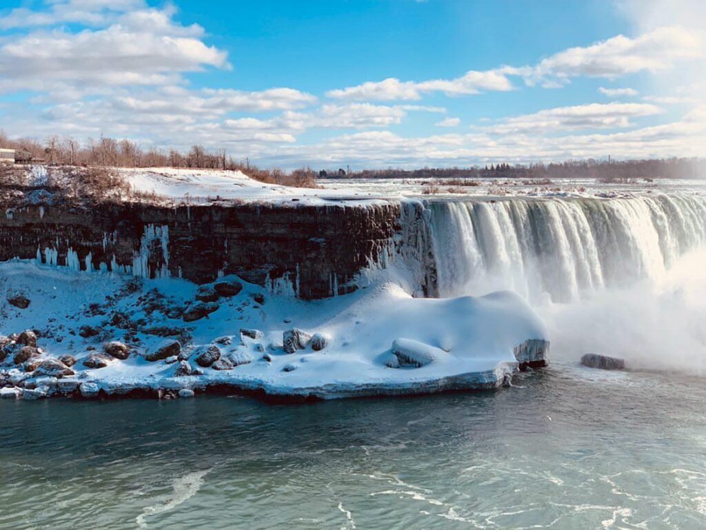 آبشارهای نیاگارا در استان آنتاریوی کانادا