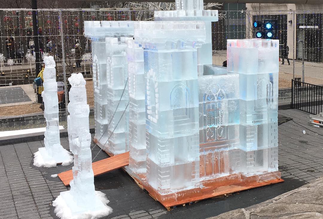 فستیوال مجسمه های یخی در Village of Yorkville Park