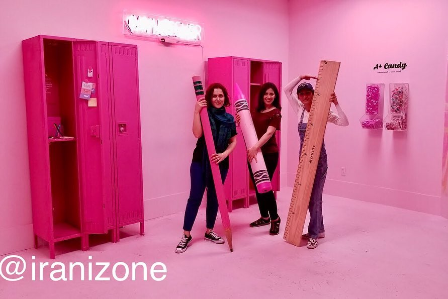 تفریح و عکاسی در هایدسیک پاپآپ تورنتو کانادا