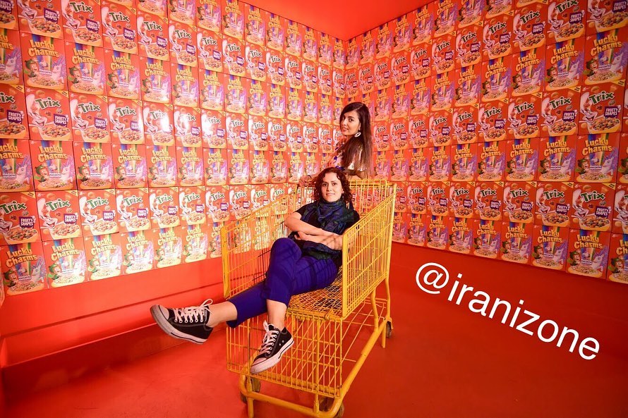 تفریح و عکاسی در هایدسیک پاپآپ تورنتو کانادا