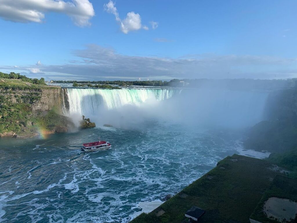 آبشارهای نیاگارا در استان آنتاریوی کانادا