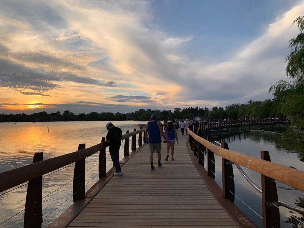 پارک ویلکاکس لِیک در تورنتو کانادا